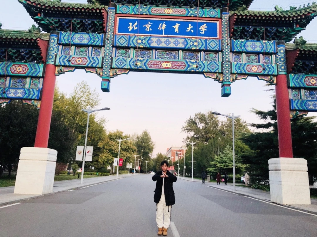 篮球防守训练中如何提高体能和耐力_1